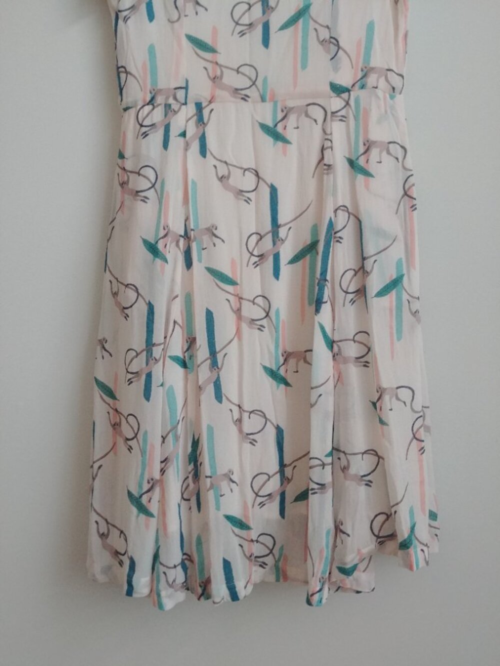 Emily and Fin swinging monkeys button down dress Small - Picture 8 of 16